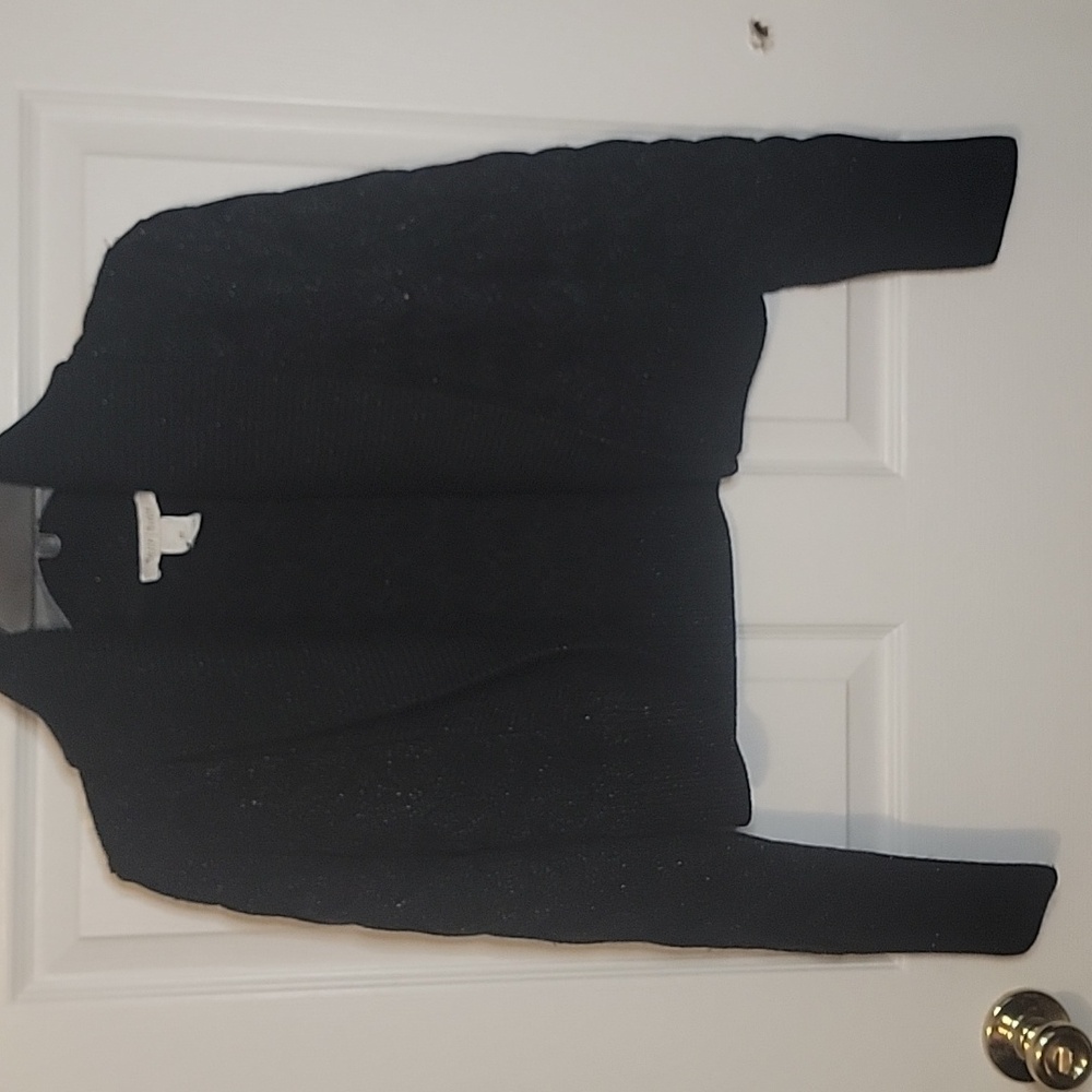 White House Black Market XS Black Cropped Sweater
